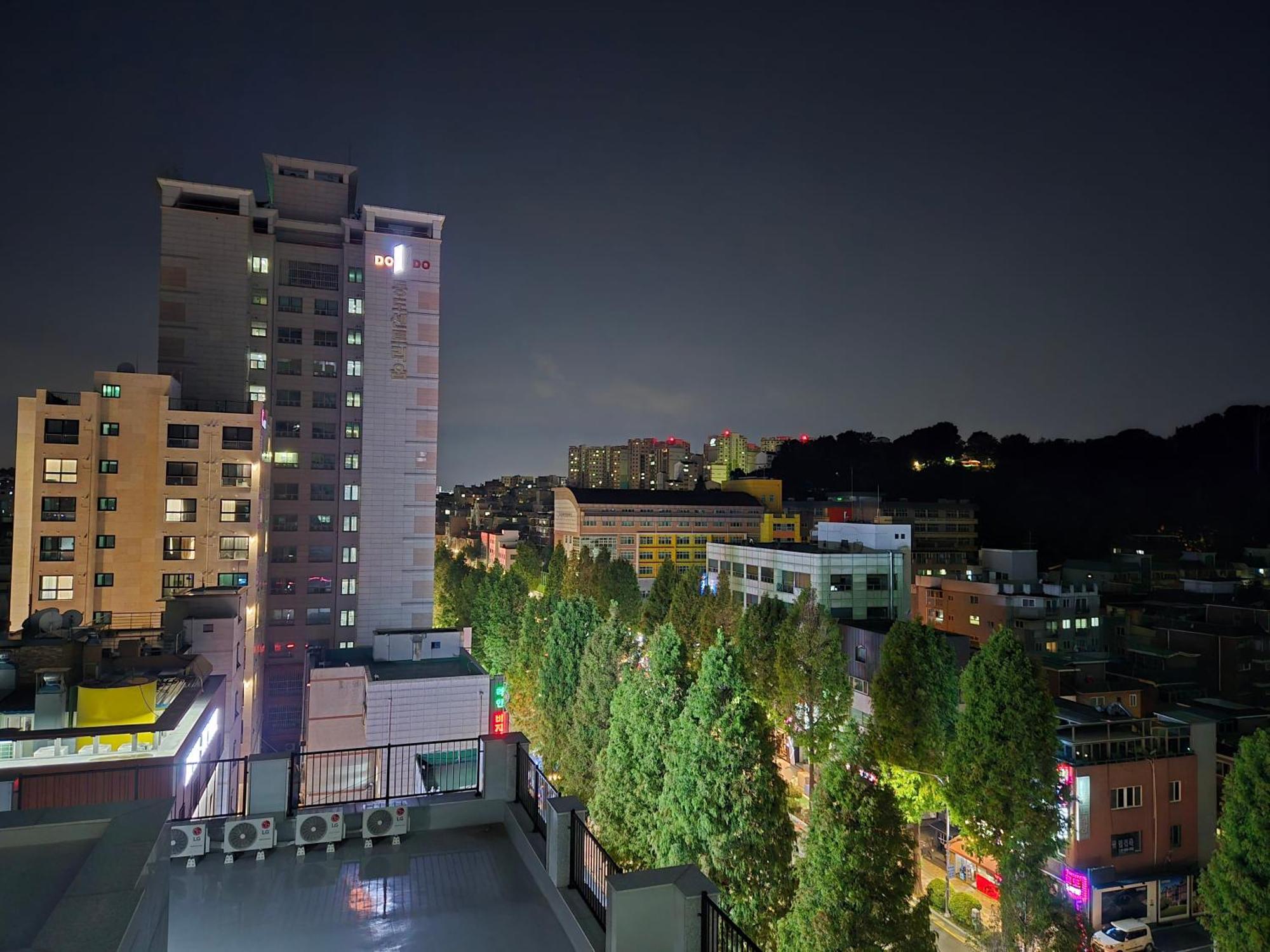 Gamseong House #Gimpo Airport 10 Min #Hwagok Station #Netflix #Beamprojet #Niceview 서울특별시 외부 사진